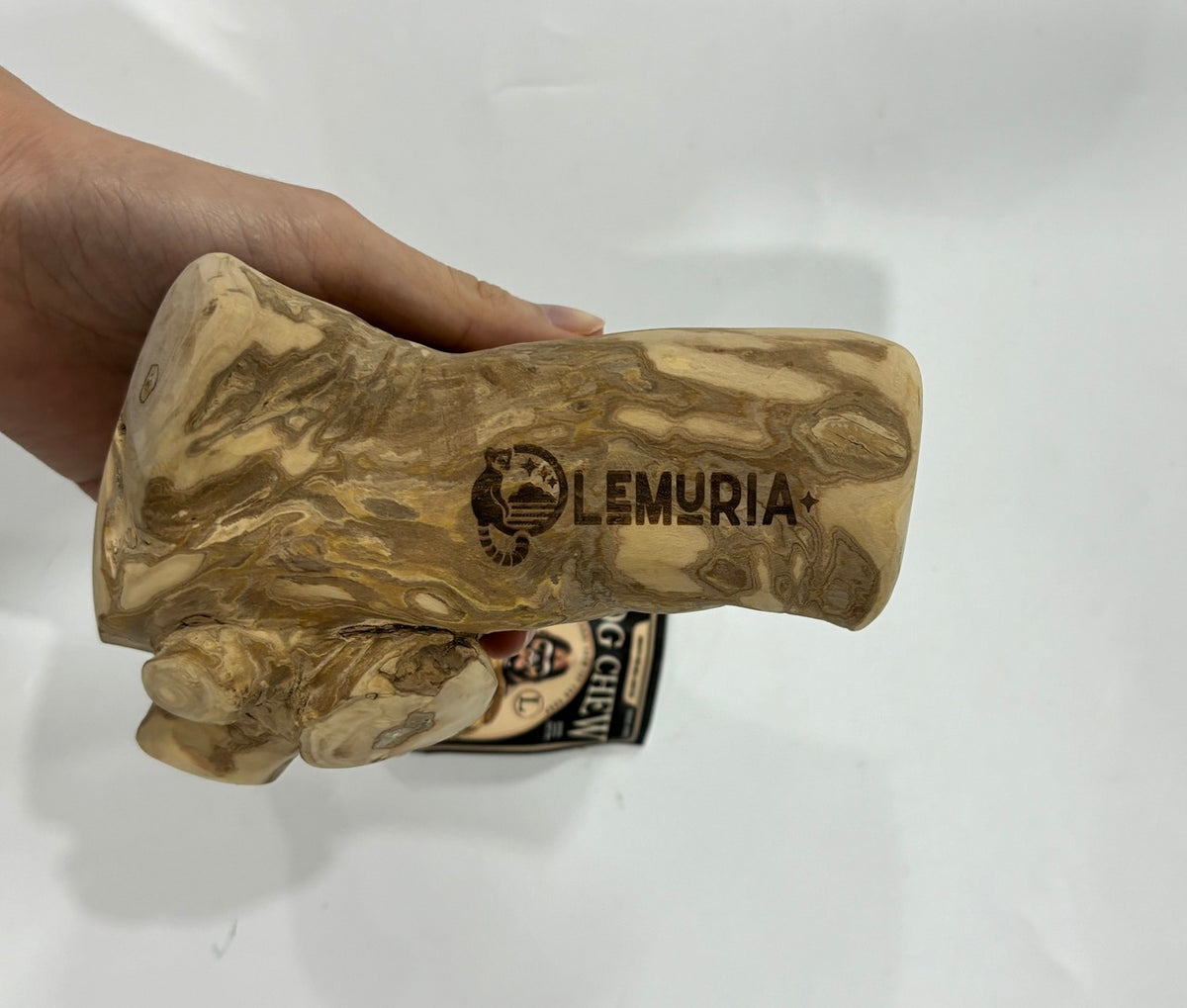 LEMURIA GORILLA DOG CHEW: THE PERFECT GORILLA DOG TOY FOR YOUR PUP