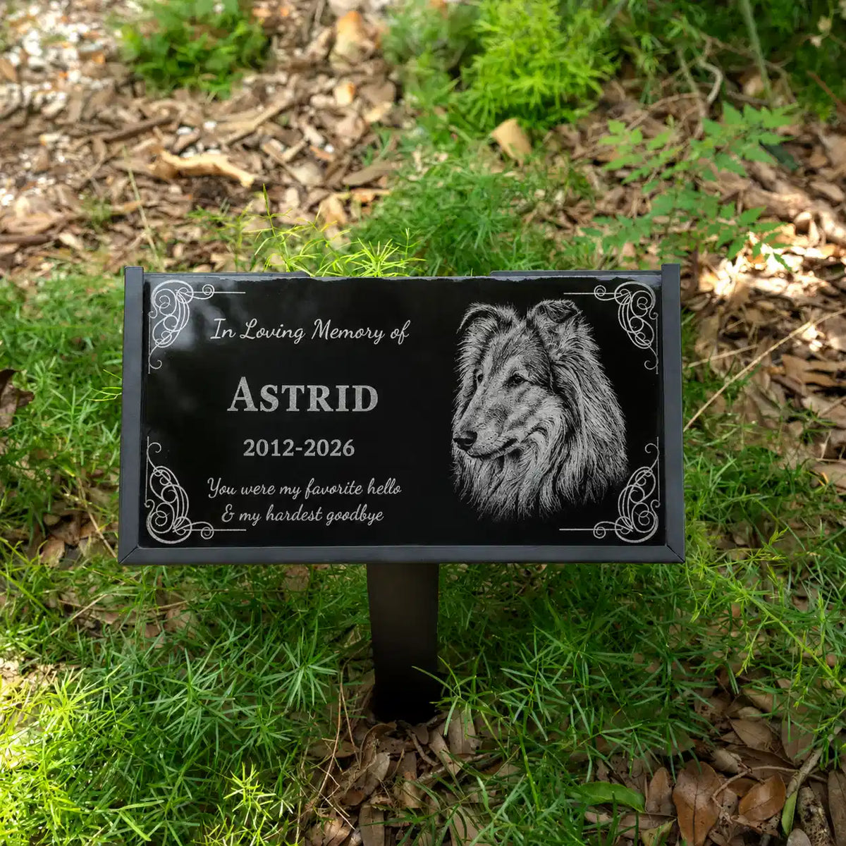 Personalized Granite Pet Memorial Stone with Photo | Lemuria